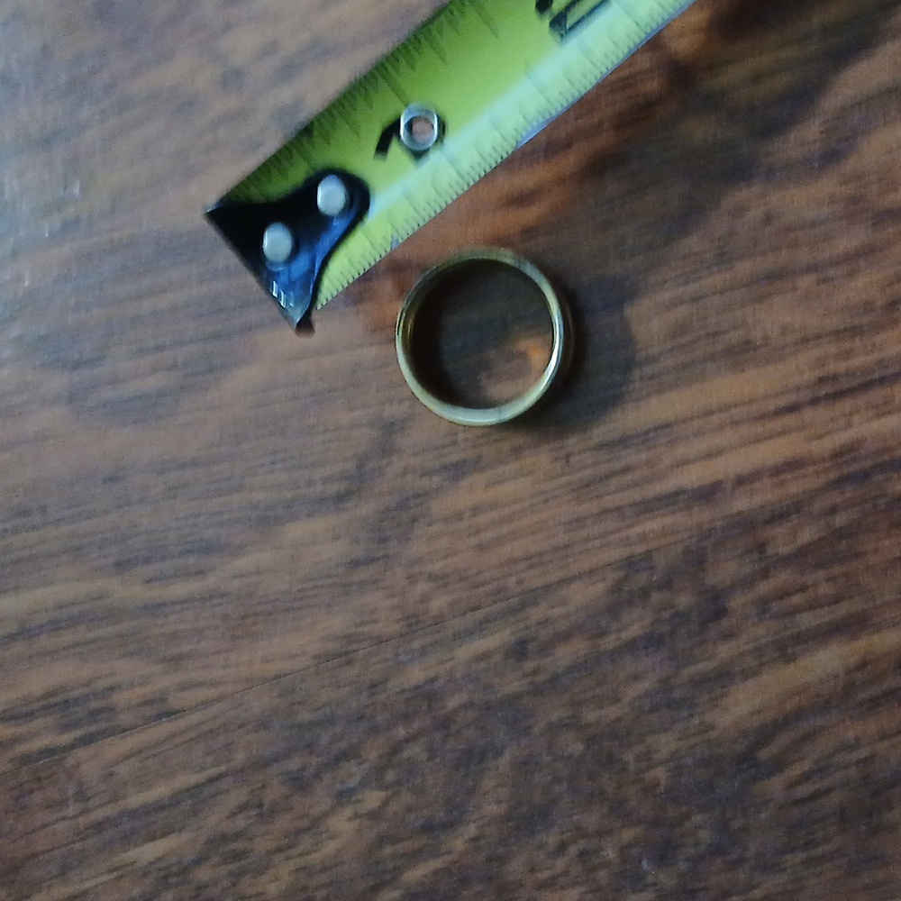 Ring - Picture 3 of 5